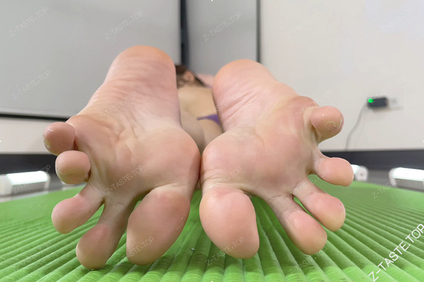 瑜伽美女系列 紫色瑜伽服 9v 8.87gb 27分47秒（含横竖版）