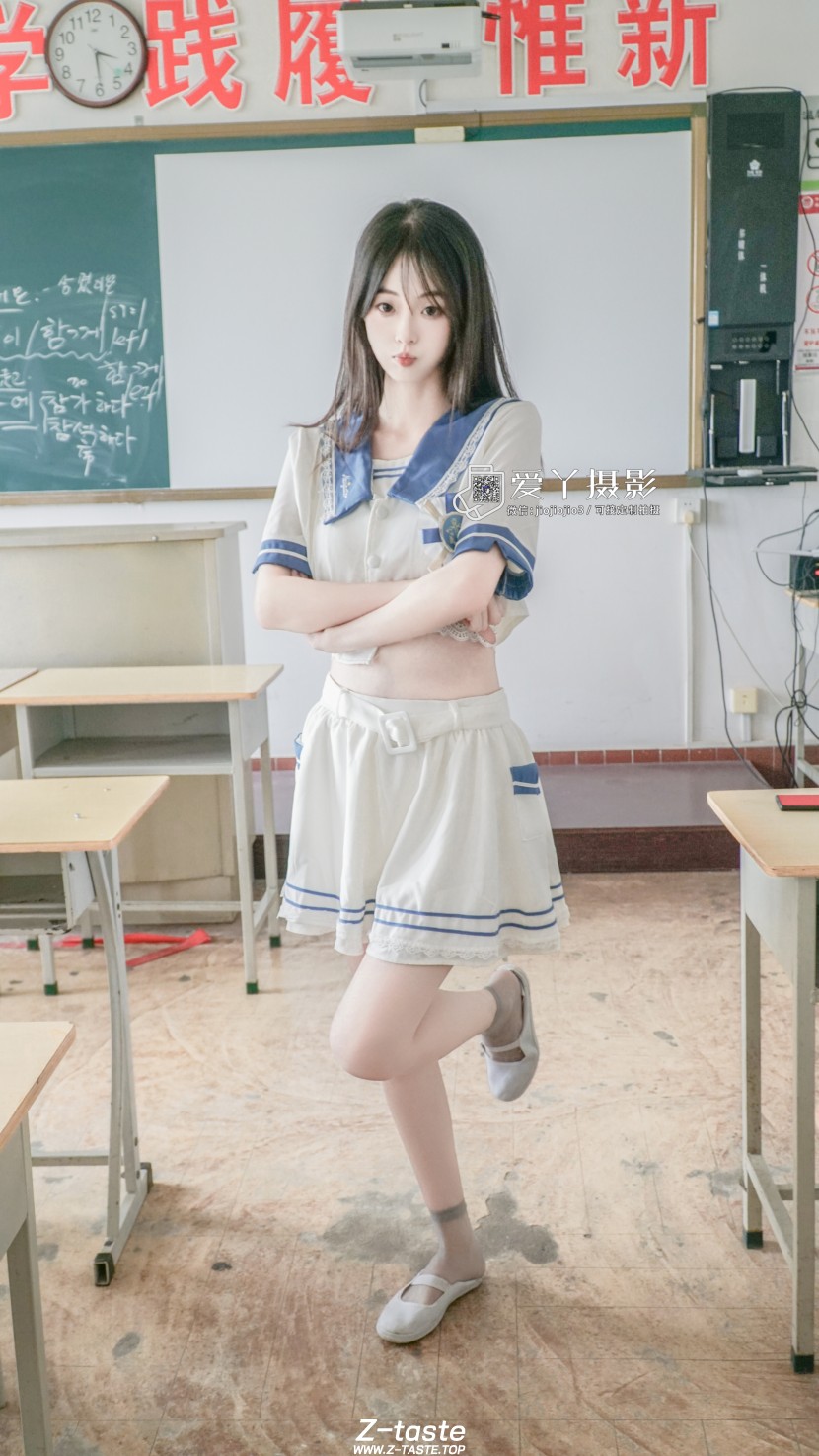 爱丫摄影 lmy作品：同桌的脚踝（教室固定袜）【图包+视频】